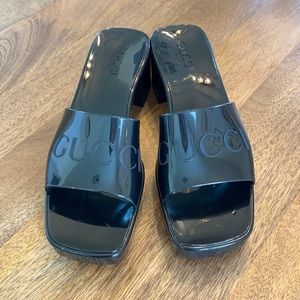 GUCCI Women’s Rubber Slide Sandal Black Size 38